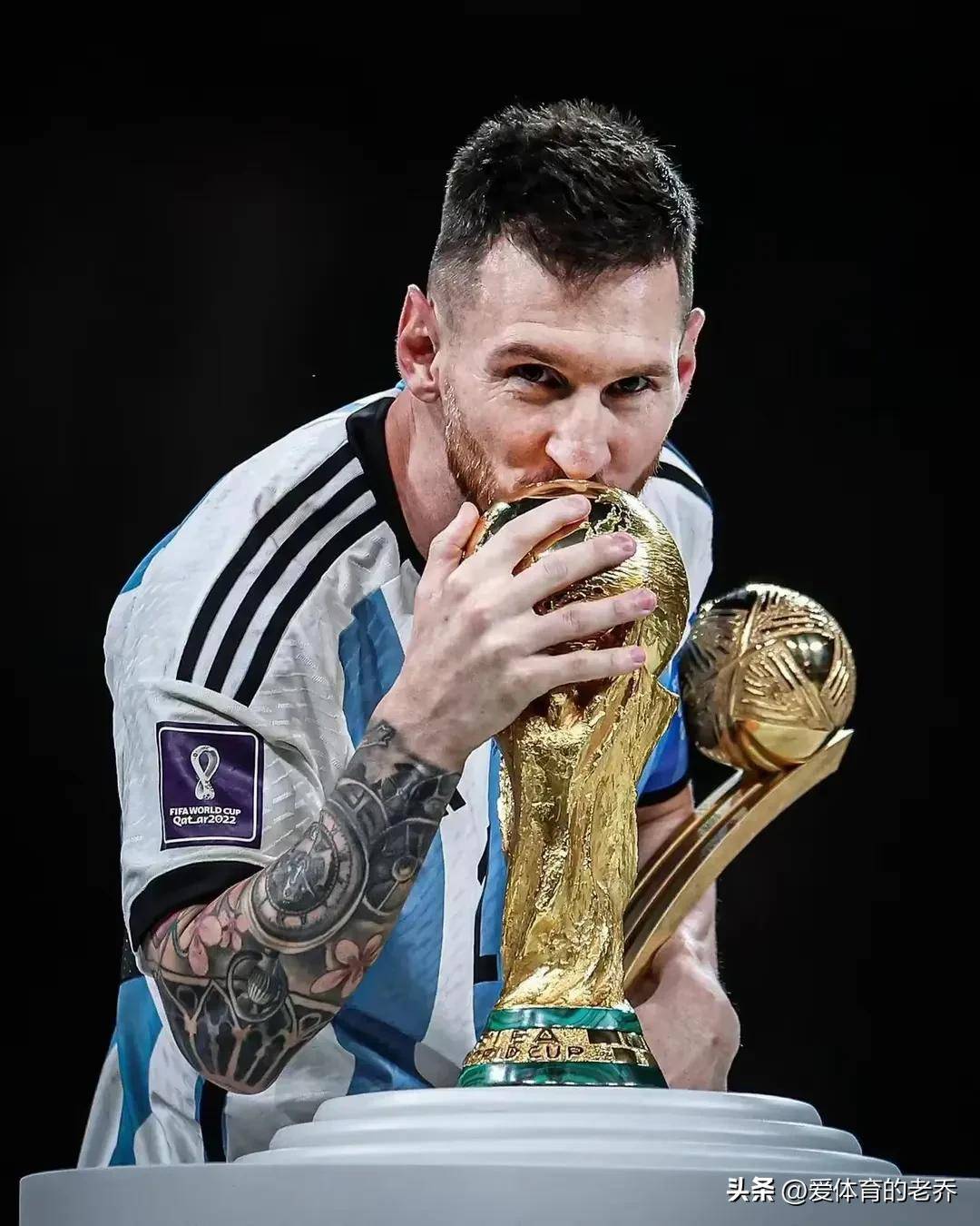 终于能拿分了，欧冠四战全败的本菲卡和阿贾克斯下轮直接交手