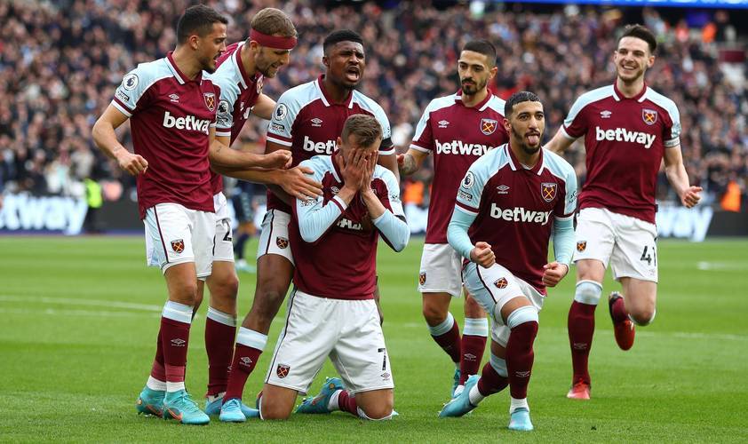 高效！杜兰特首节8投6中，75%命中率独得13分